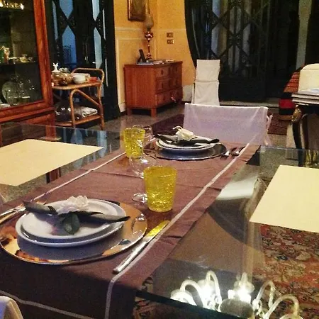 Bed & Breakfast Di Charme Camelie Palazzo Nicotra 3*