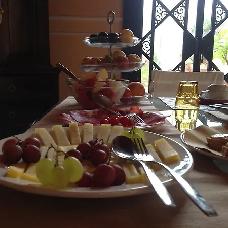 Di Charme Camelie Palazzo Nicotra Bed & Breakfast Riposto
