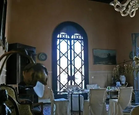 Di Charme Camelie Palazzo Nicotra 3*
