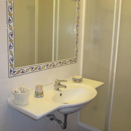 Bed & Breakfast Di Charme Camelie Palazzo Nicotra 3*