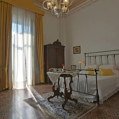 Di Charme Camelie Palazzo Nicotra 3* Riposto