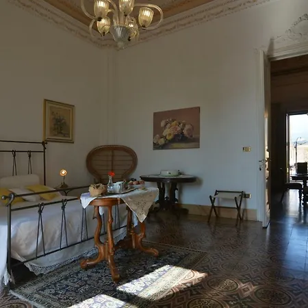 Di Charme Camelie Palazzo Nicotra